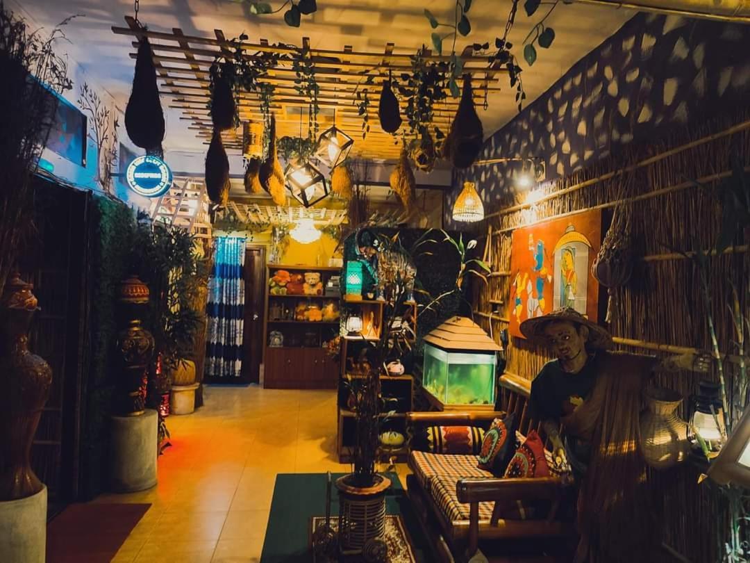 Green Leaf Guest House 스리몽골 외부 사진