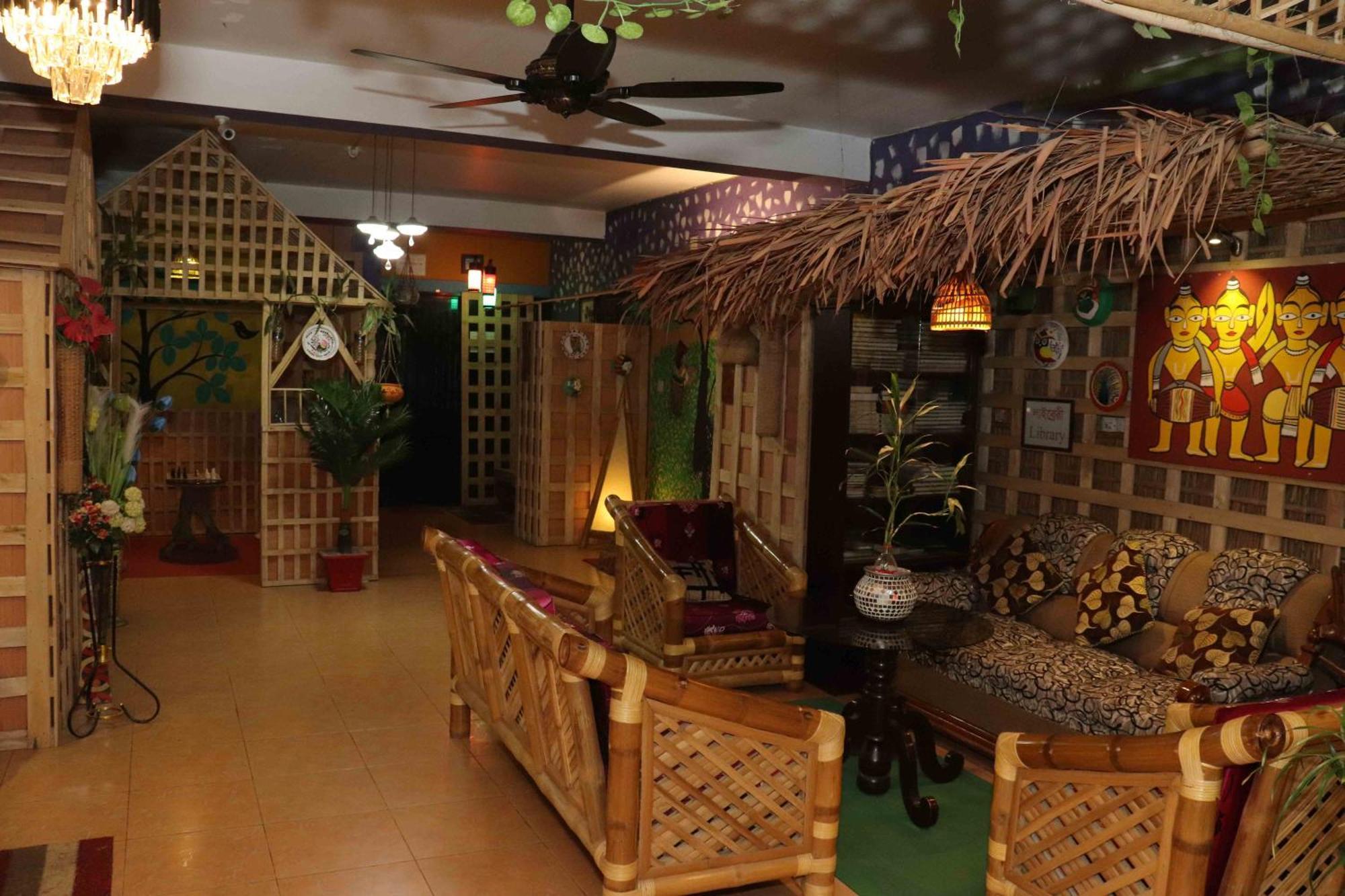 Green Leaf Guest House 스리몽골 외부 사진