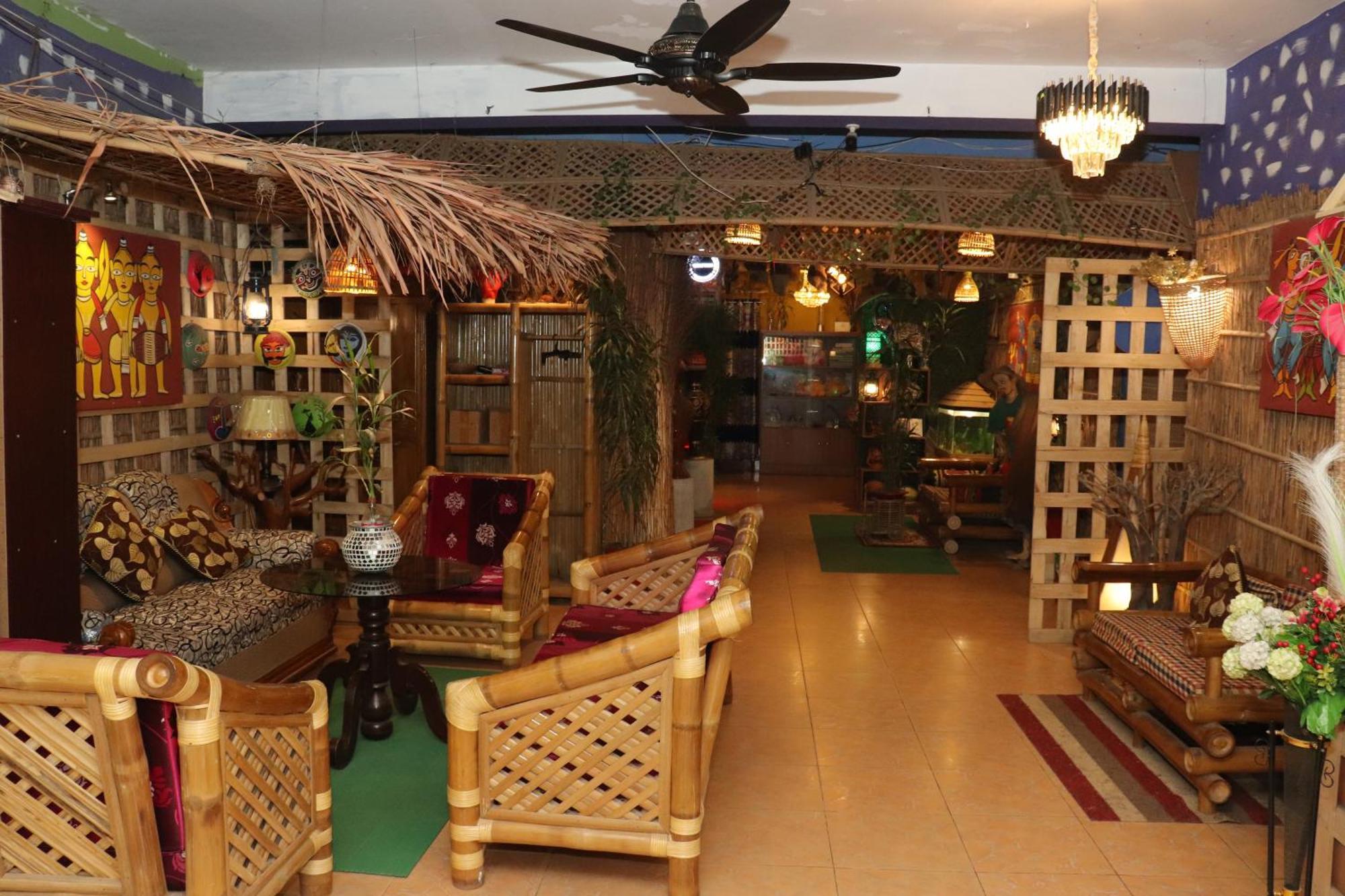 Green Leaf Guest House 스리몽골 외부 사진